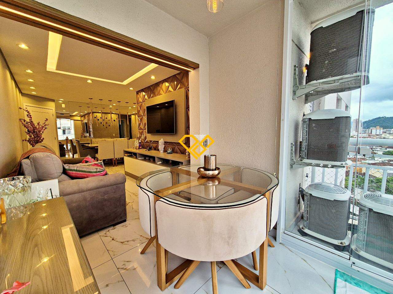 Apartamento à venda no Marapé: Varanda