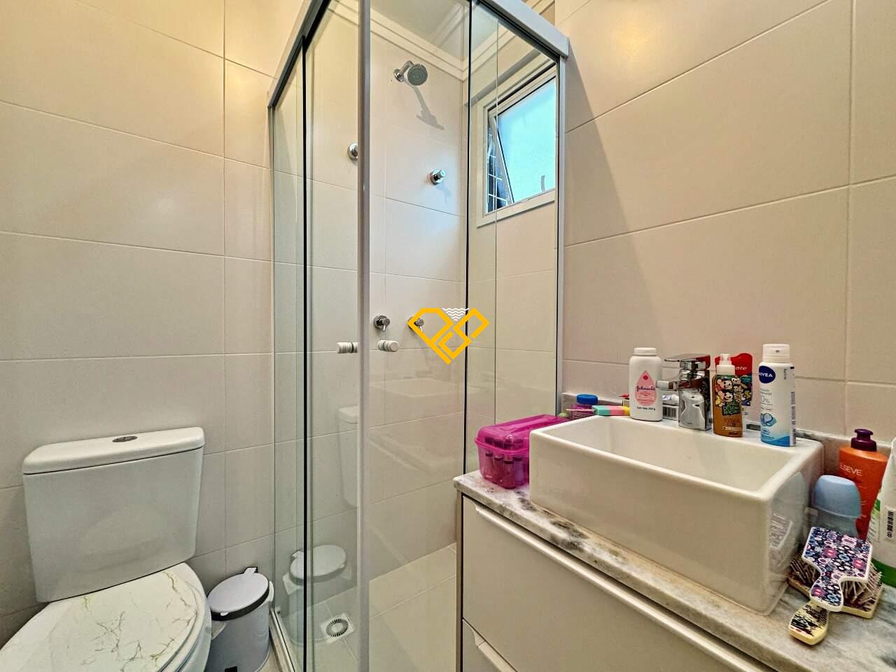 Apartamento para aluguel no Boqueirão: Wc social