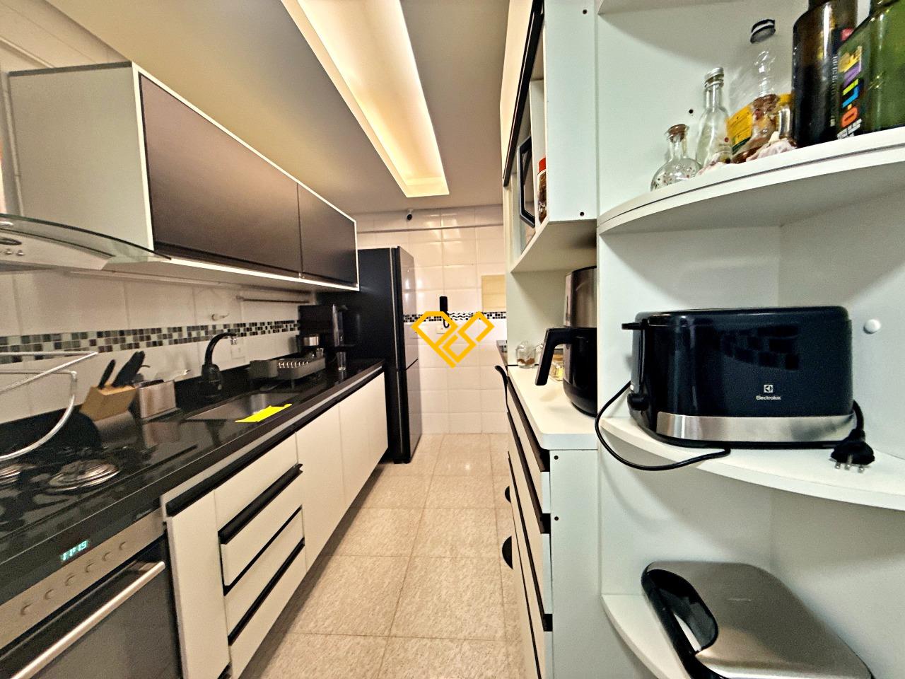 Apartamento à venda no Aparecida: Cozinha