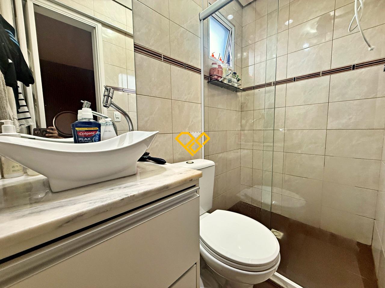 Apartamento à venda no Aparecida: Wc suíte