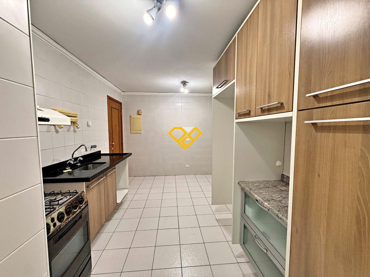 Cobertura à venda no Pompéia: Cozinha