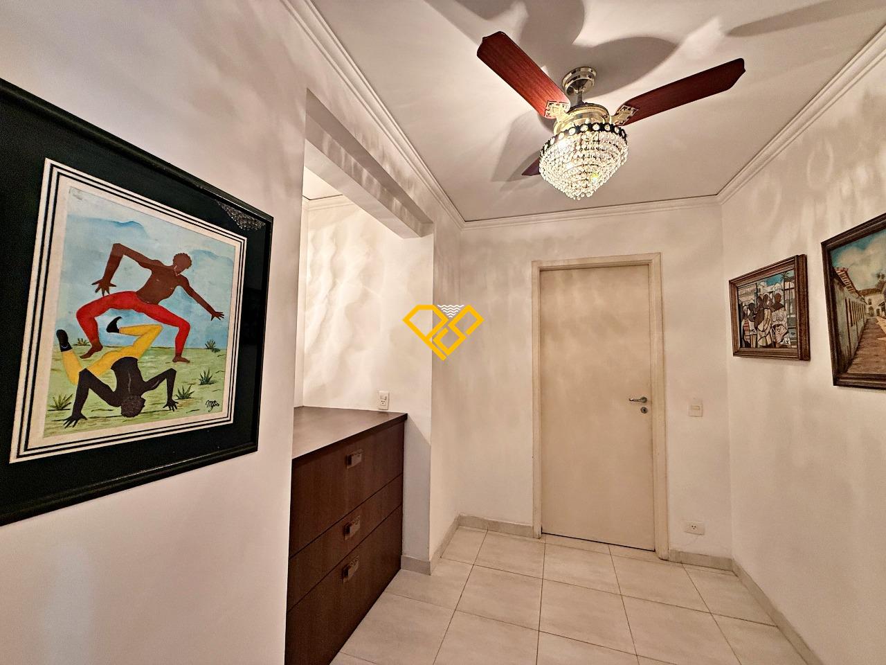 Cobertura à venda no Pompéia: Hall íntimo