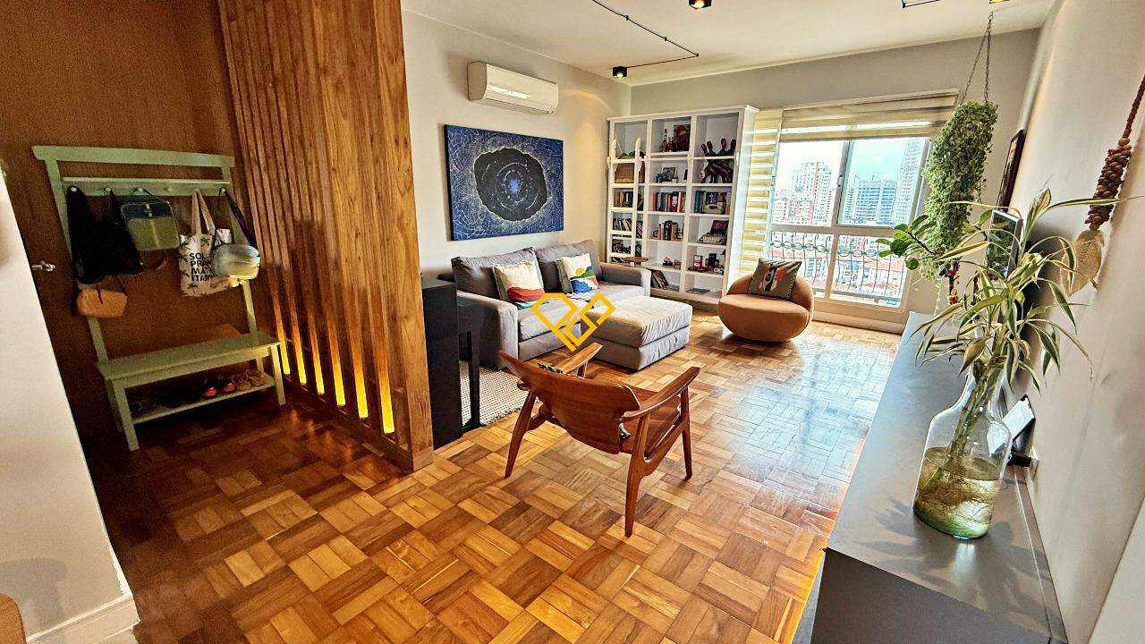 Apartamento à venda no Ponta da Praia: Sala