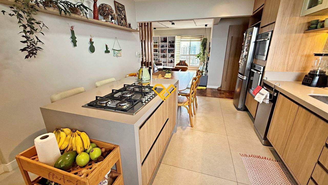 Apartamento à venda no Ponta da Praia: Cozinha