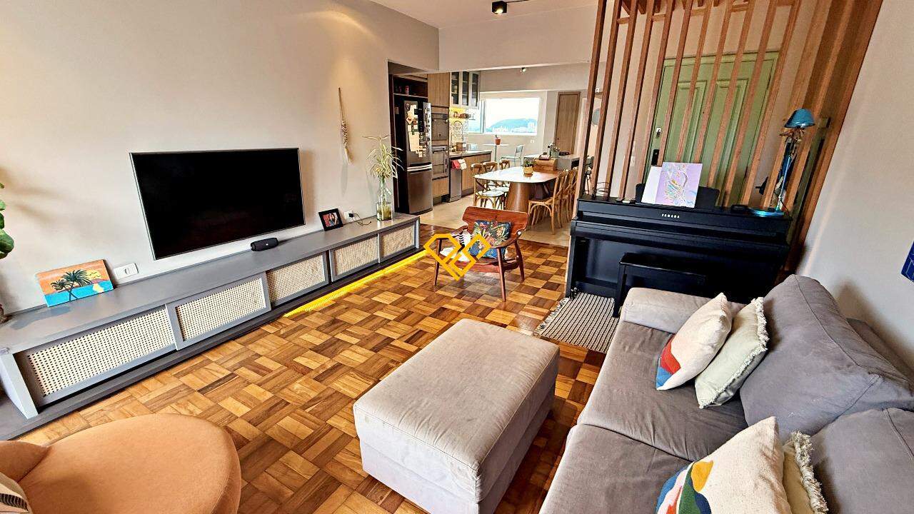 Apartamento à venda no Ponta da Praia: Sala