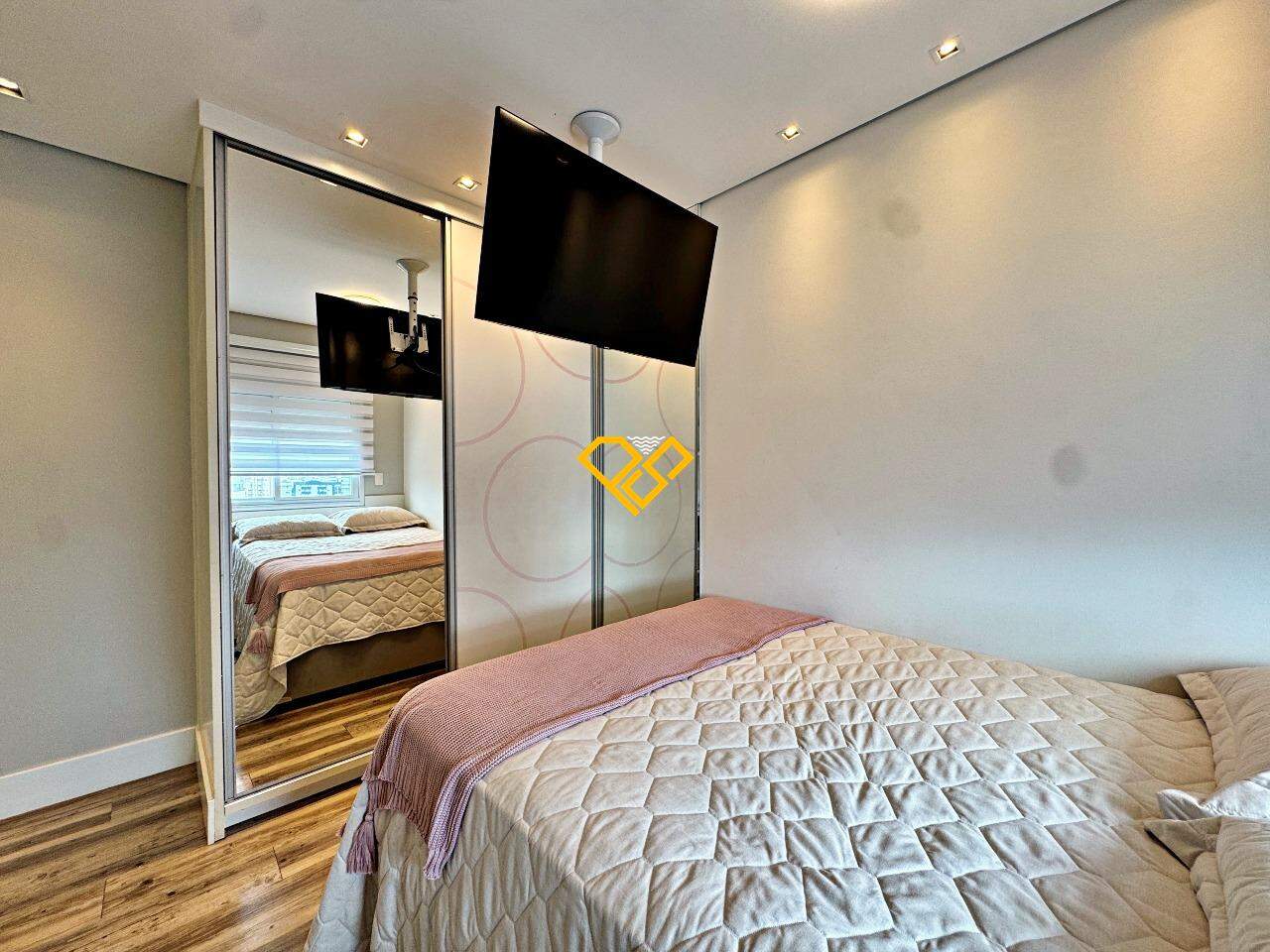 Apartamento para aluguel no Embaré: Suíte 1