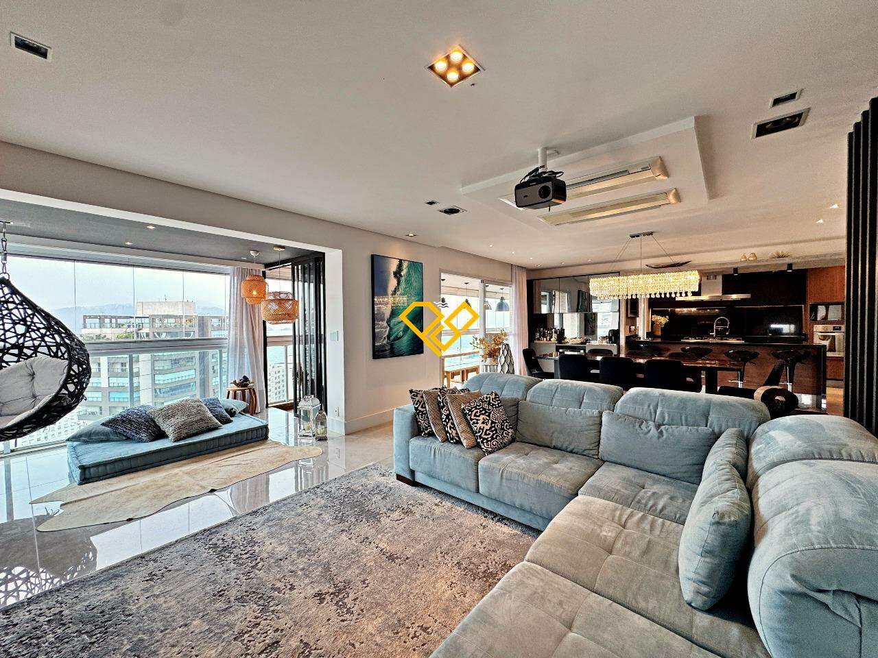 Apartamento para aluguel no Embaré: Sala