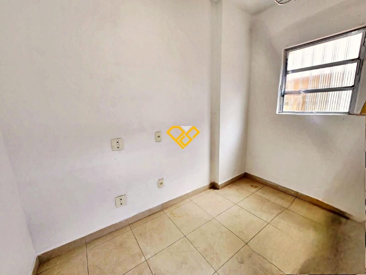 Apartamento à venda no Gonzaga: Dependência