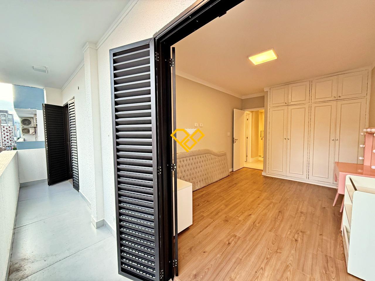 Apartamento à venda no Gonzaga: Varanda