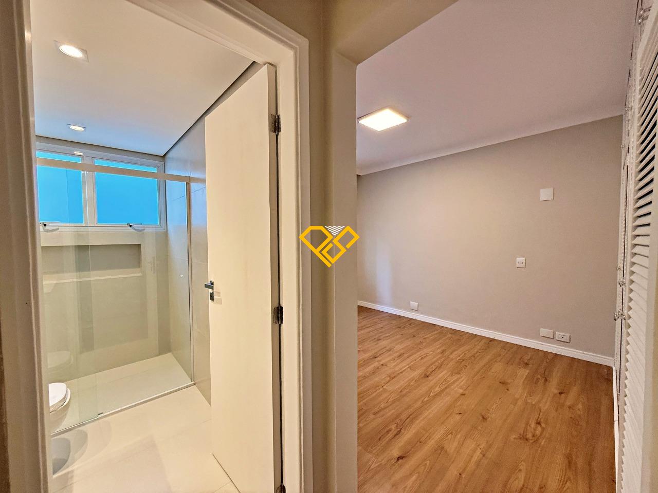 Apartamento à venda no Gonzaga: Wc suíte