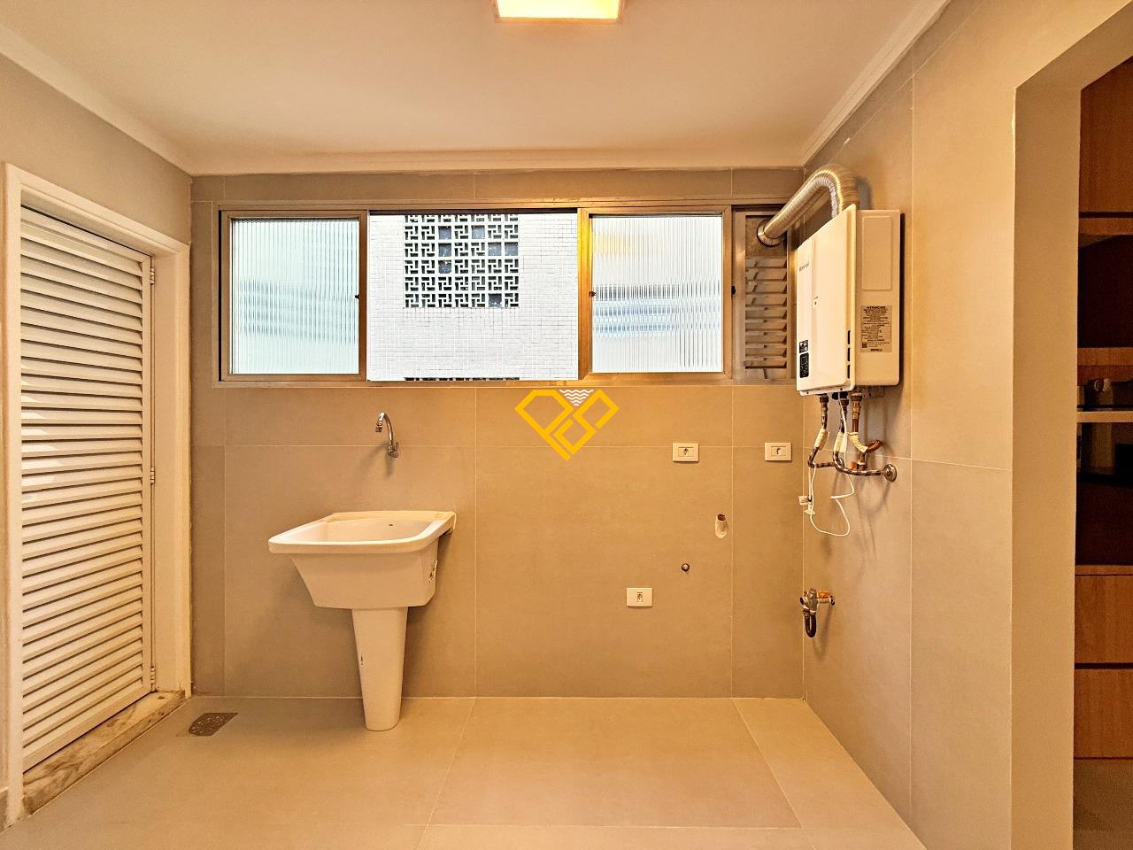 Apartamento à venda no Gonzaga: Área de serviço