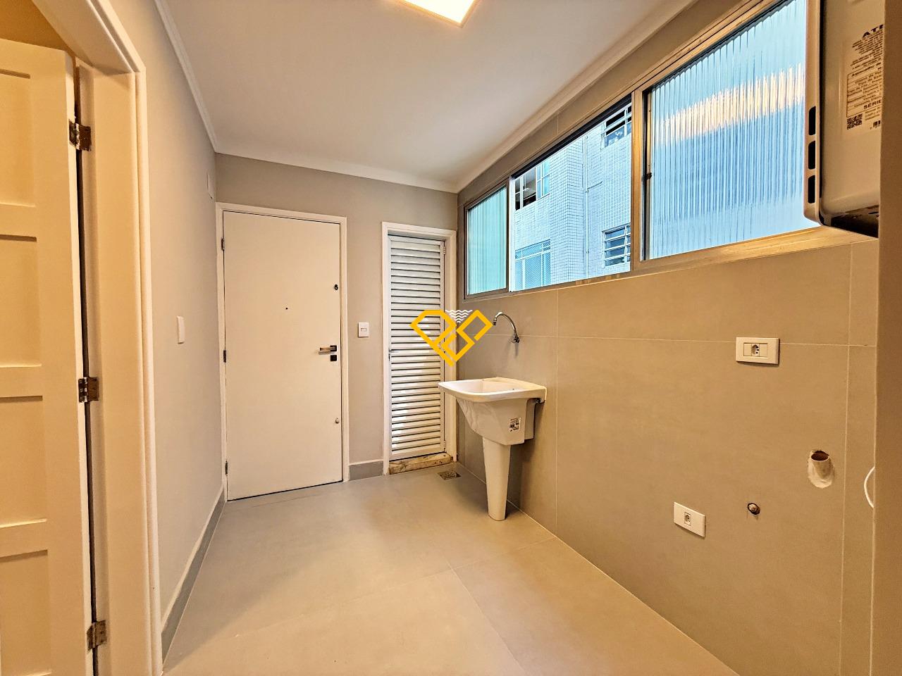 Apartamento à venda no Gonzaga: Área de serviço