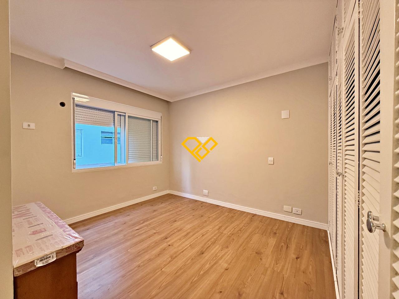 Apartamento à venda no Gonzaga: Dormitório 1 - suíte