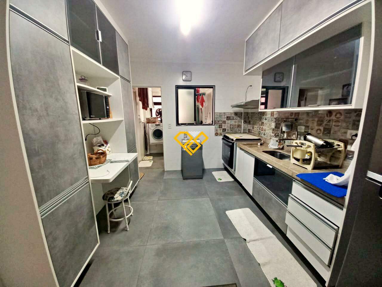 Apartamento à venda no Aparecida: Cozinha