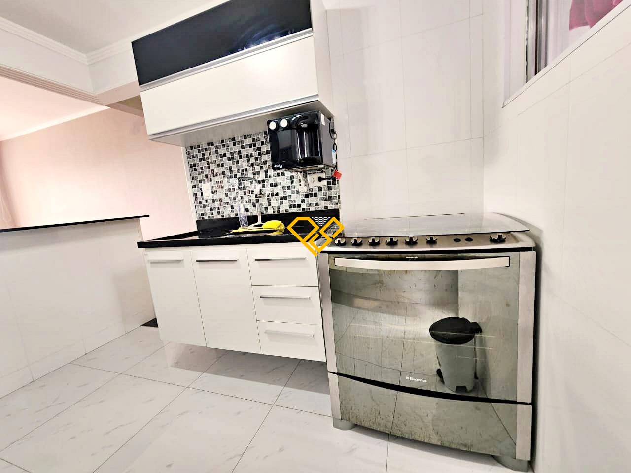 Apartamento à venda no Gonzaga: Cozinha