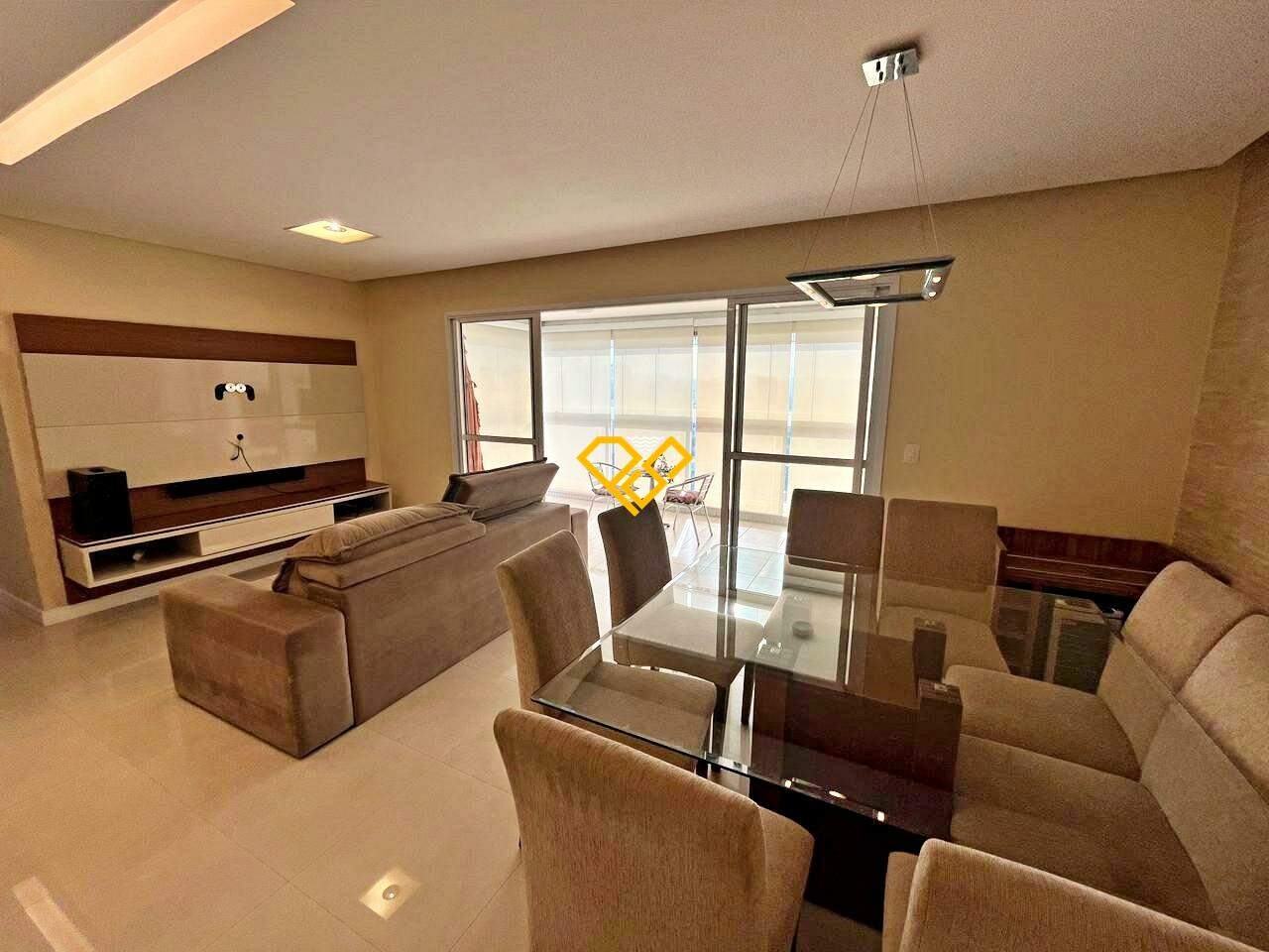Apartamento à venda no Ponta da Praia: Sala