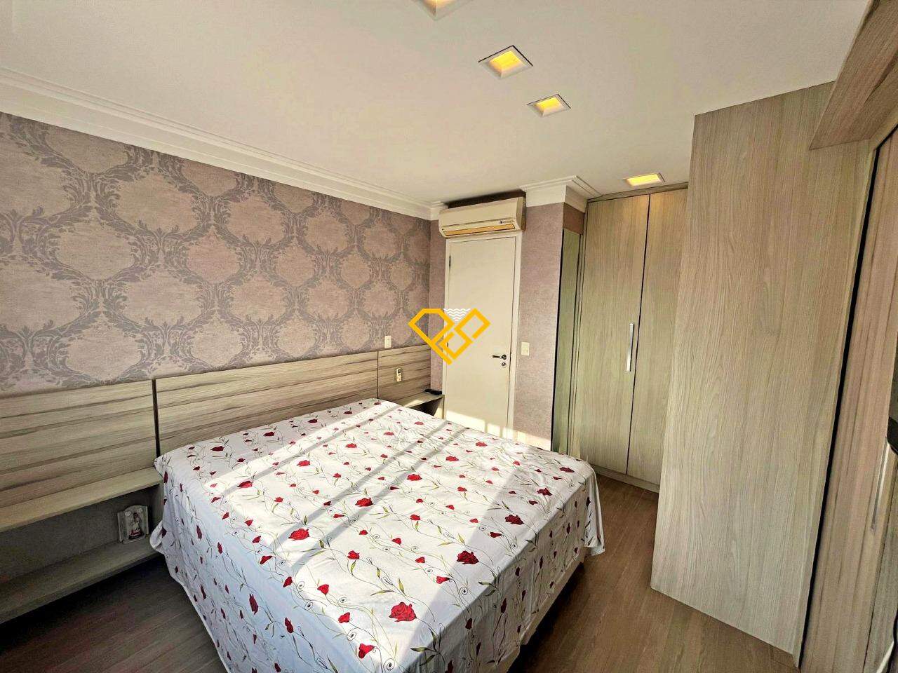 Apartamento à venda no Ponta da Praia: Dormitório 1 - suíte