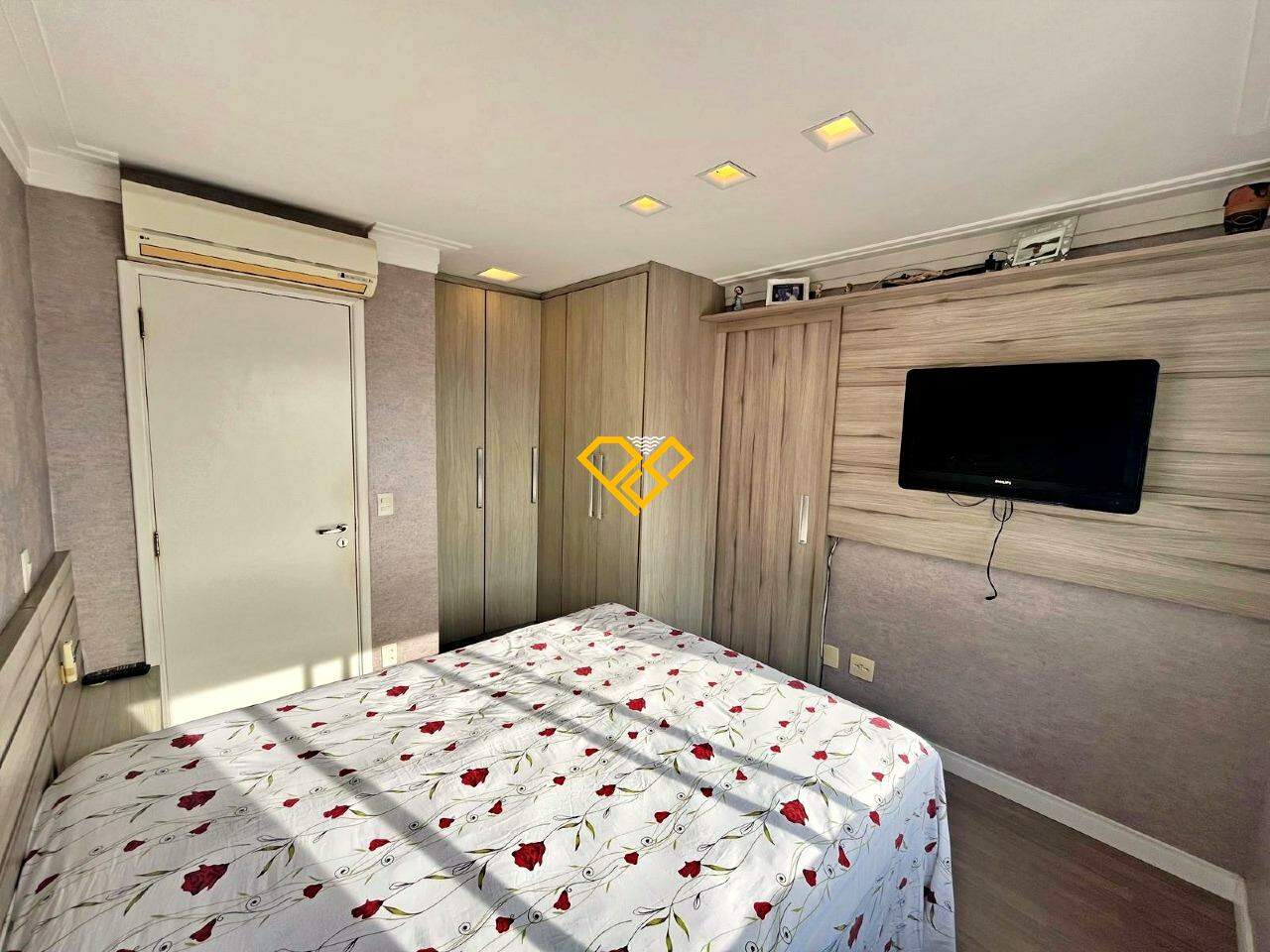 Apartamento à venda no Ponta da Praia: Dormitório 1 - suíte