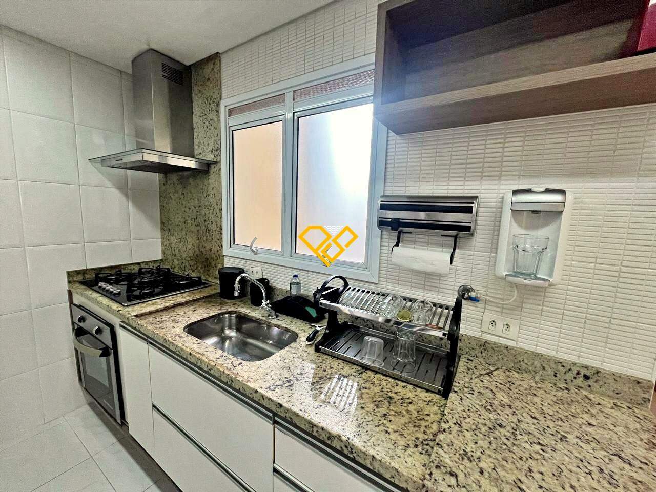 Apartamento à venda no Ponta da Praia: Cozinha