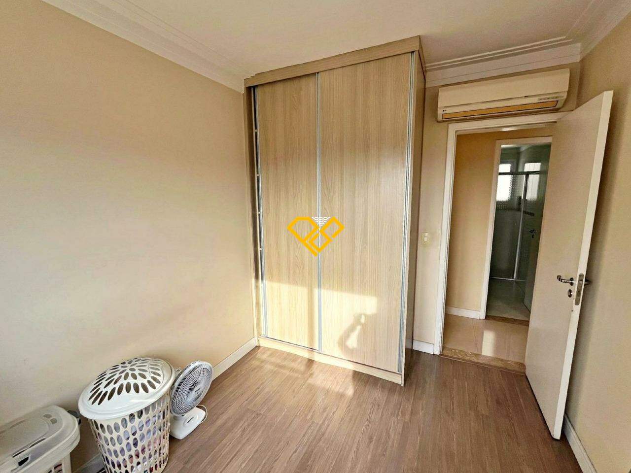 Apartamento à venda no Ponta da Praia: Dormitório 3