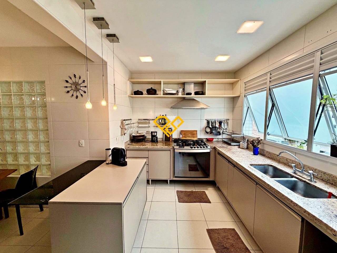 Garden à venda no Gonzaga: Cozinha