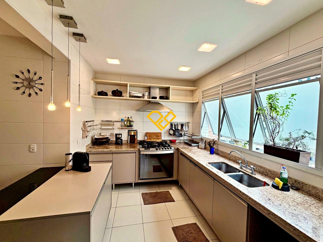 Garden à venda no Gonzaga: Cozinha