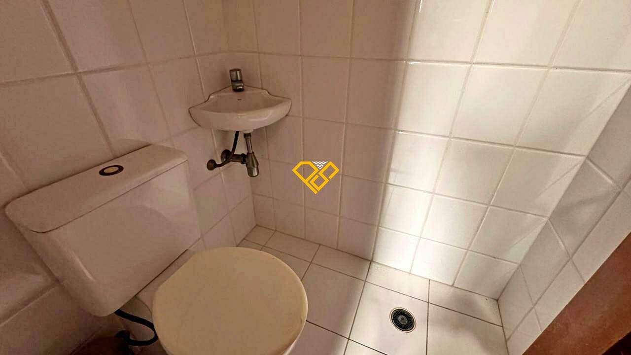 Apartamento à venda no Gonzaga: Wc de serviço