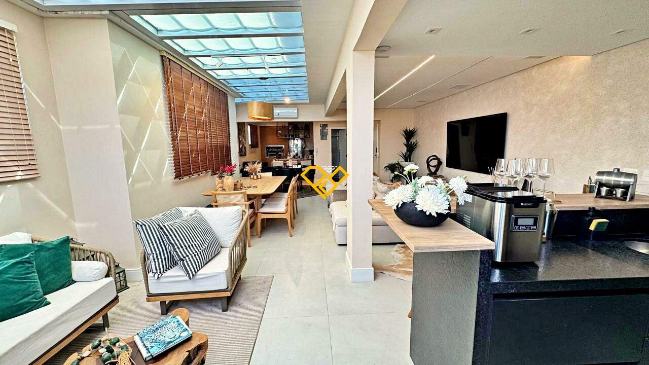 Cobertura à venda no Gonzaga: Sala 2° andar