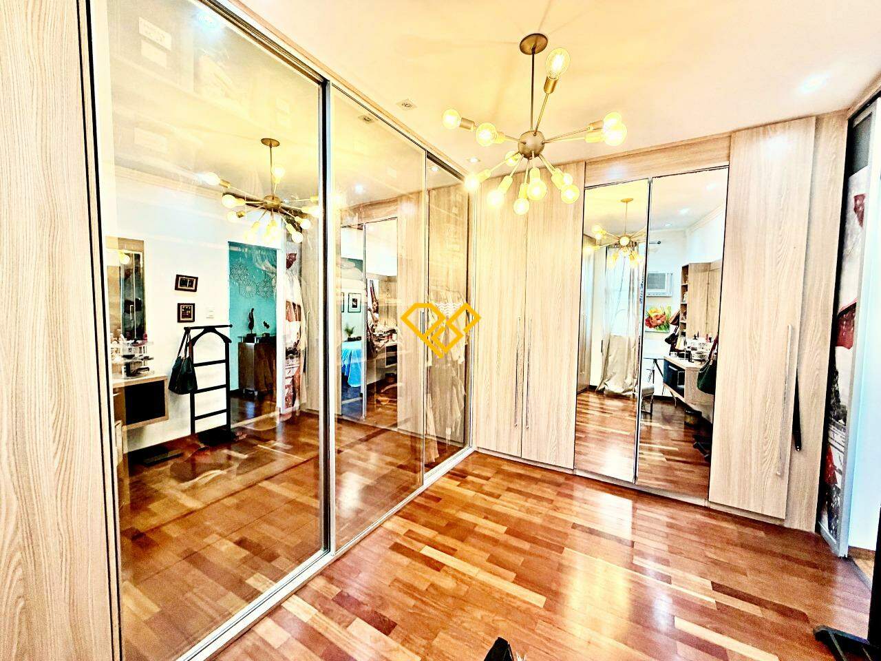 Apartamento à venda no Pompéia: Dormitório 3 - closet
