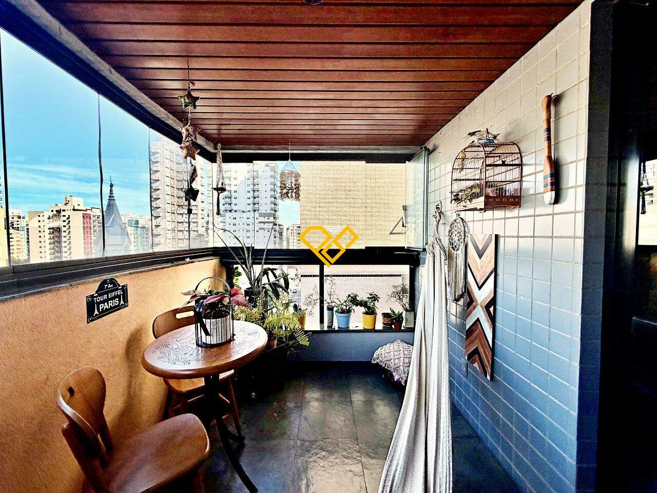 Apartamento à venda no Pompéia: Varanda