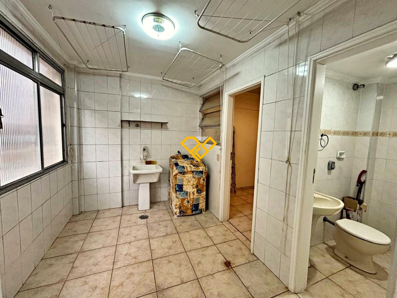 Apartamento à venda no Gonzaga: Área de serviço