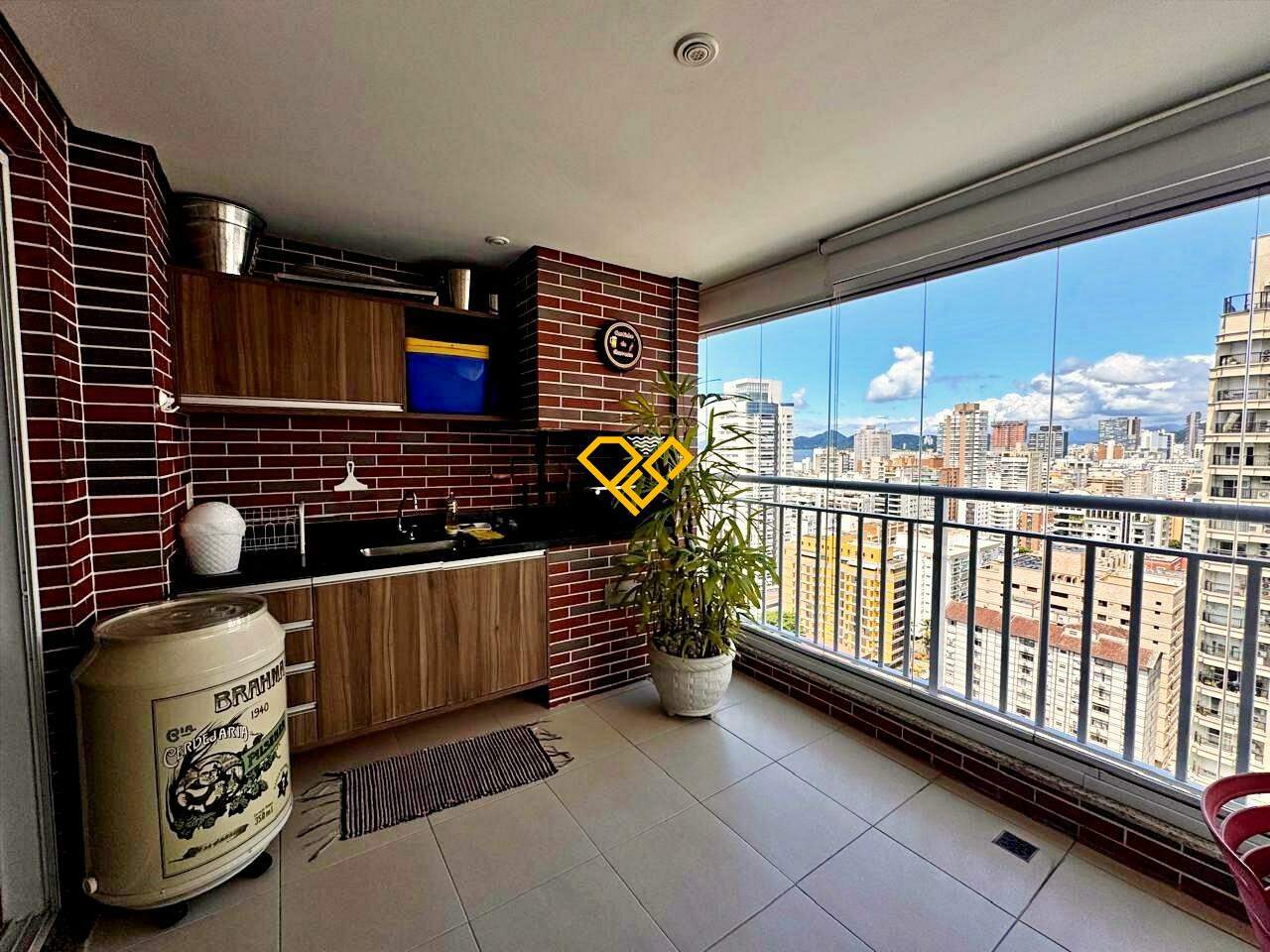 Apartamento à venda no Boqueirão: Varanda com churrasqueira