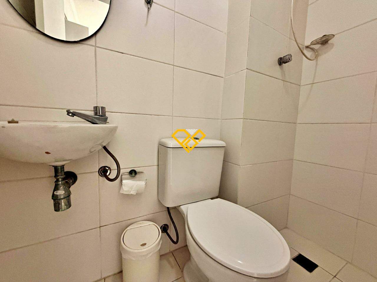 Apartamento à venda no Boqueirão: Wc de serviço