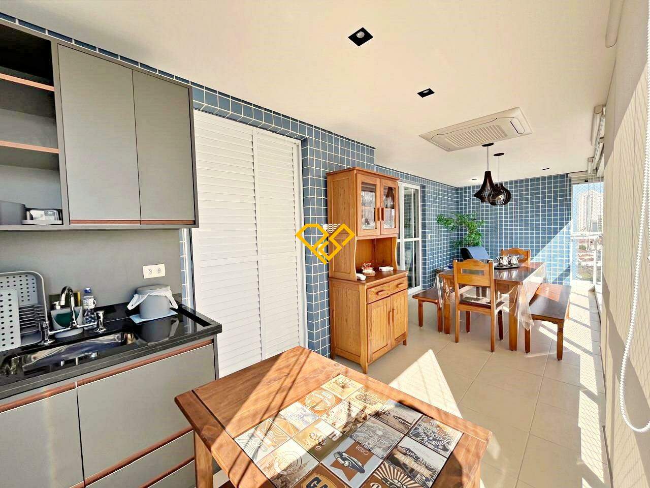 Apartamento à venda no Aparecida: Varanda com churrasqueira