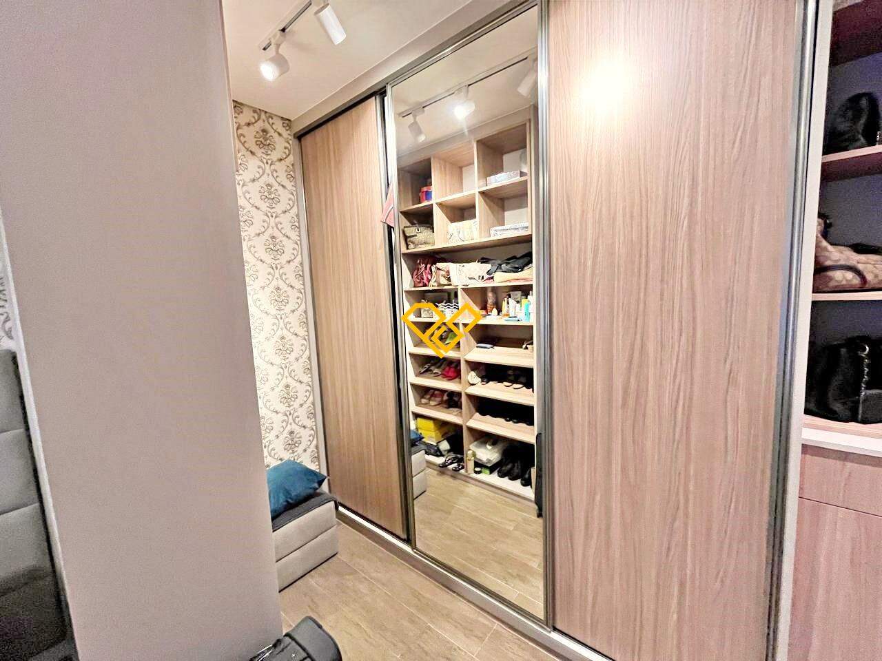 Apartamento à venda no Aparecida: Suíte 1 - master - closet