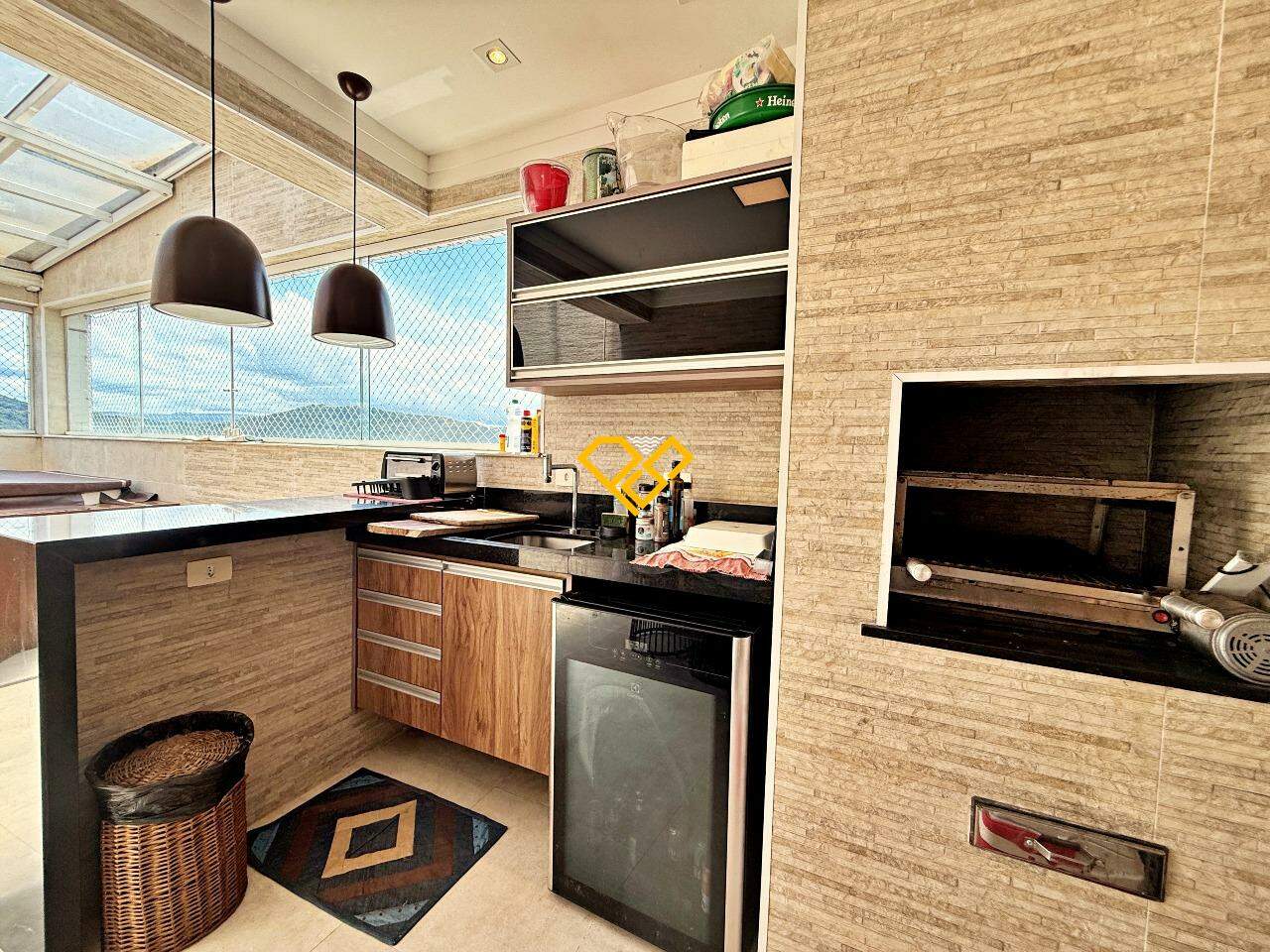 Cobertura à venda no Gonzaga: área gourmet 3º pavimento