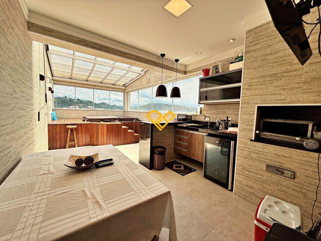 Cobertura à venda no Gonzaga: área gourmet 3º pavimento