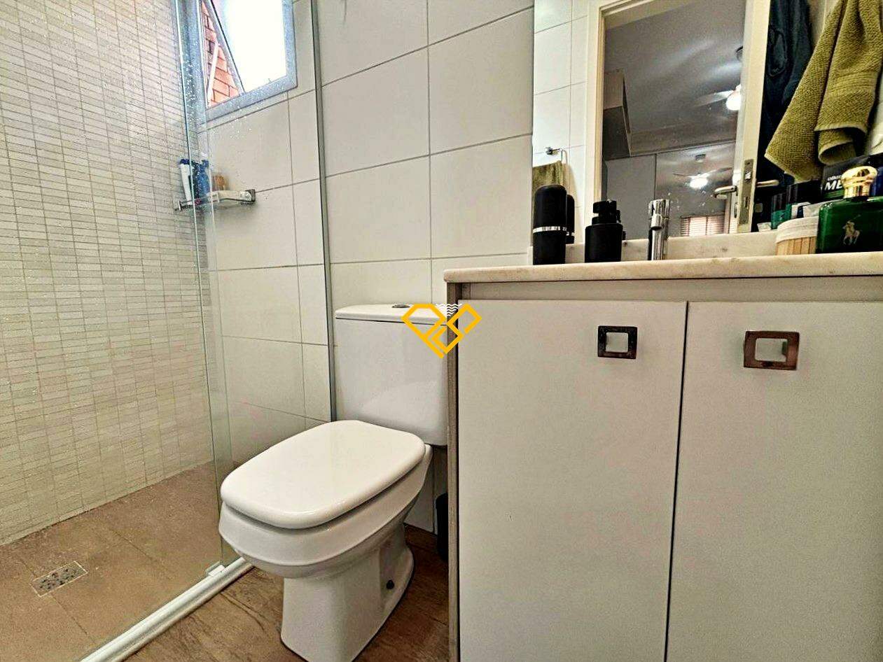 Apartamento à venda no Gonzaga: Wc suíte 1