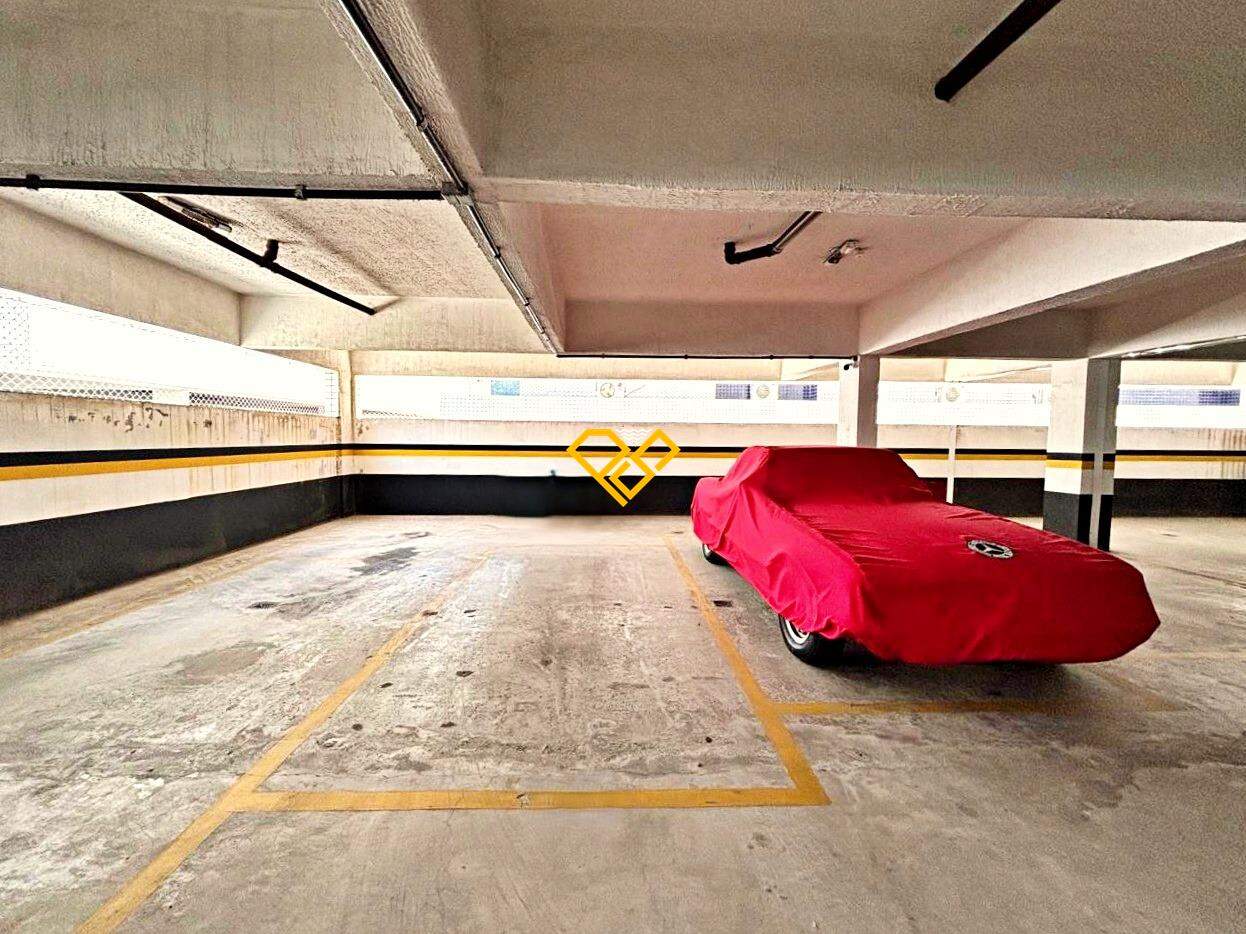 Apartamento à venda no Gonzaga: Garagem