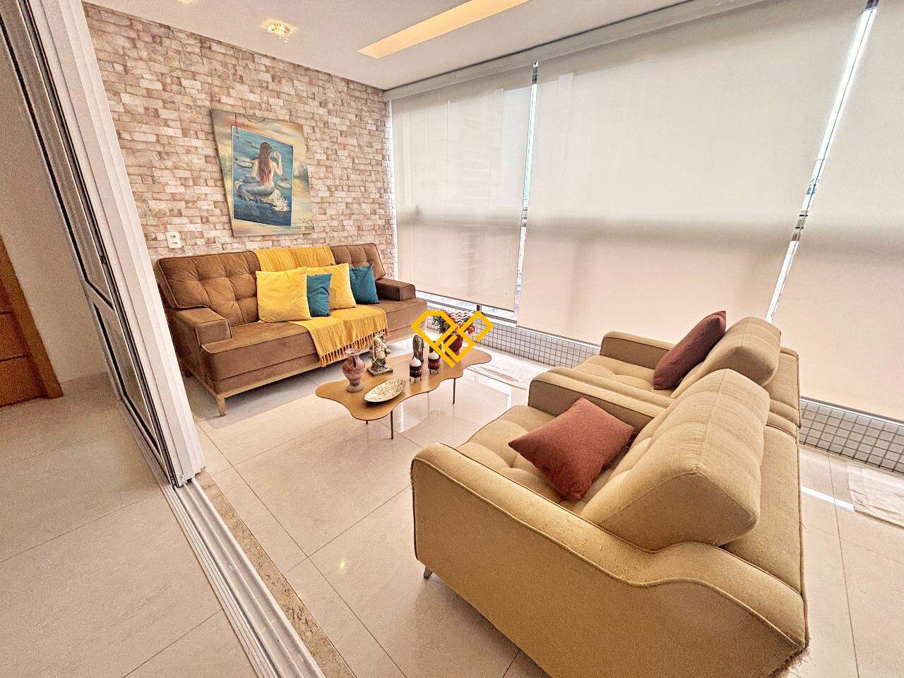 Apartamento à venda no Embaré: Varanda