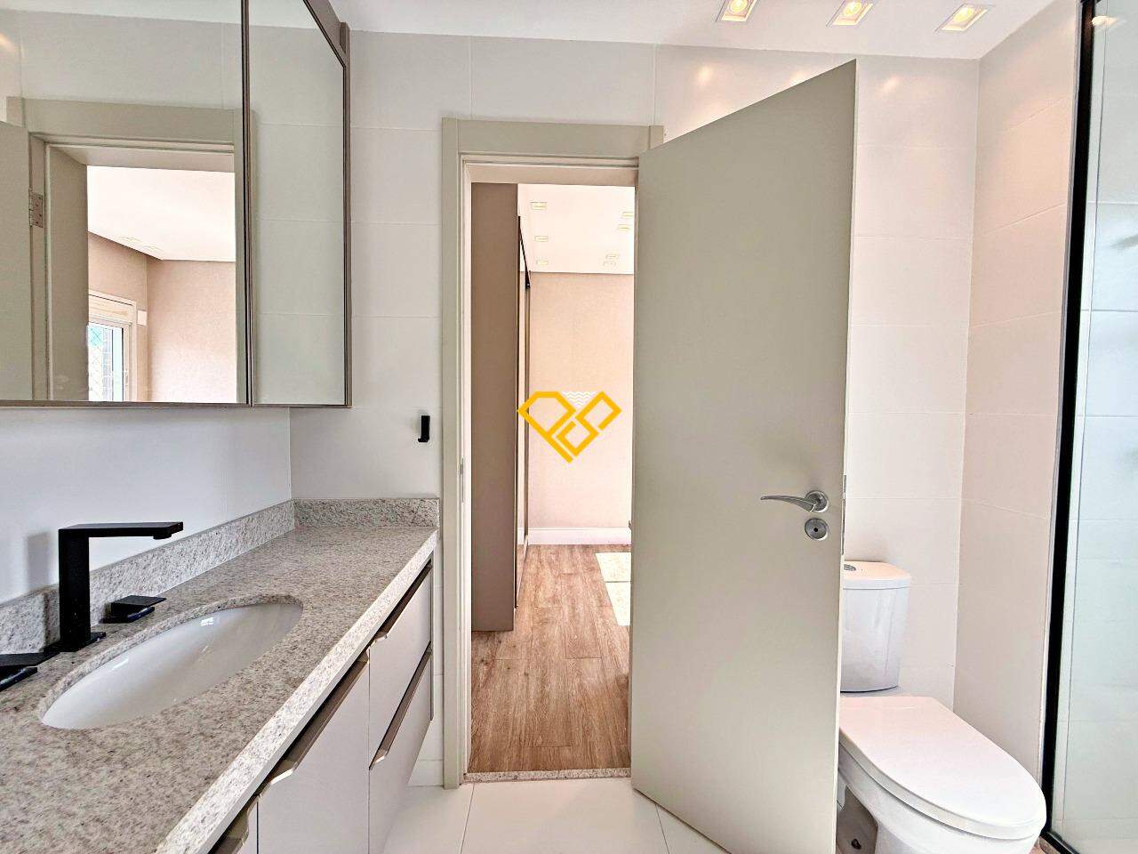 Apartamento à venda no Boqueirão: Wc Suíte 1 e 2