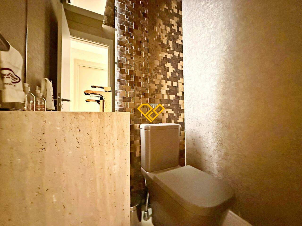 Apartamento à venda no Boqueirão: Lavabo