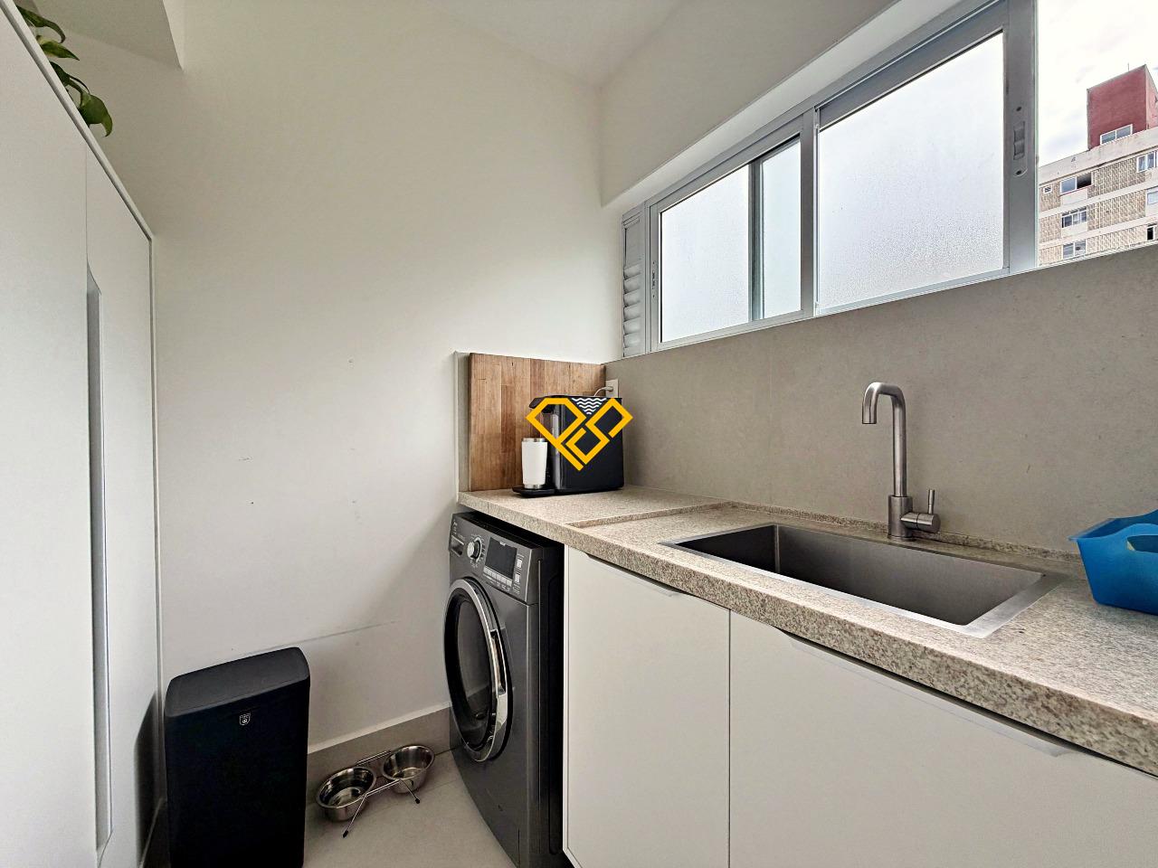 Apartamento à venda no Pompéia: Área de serviço