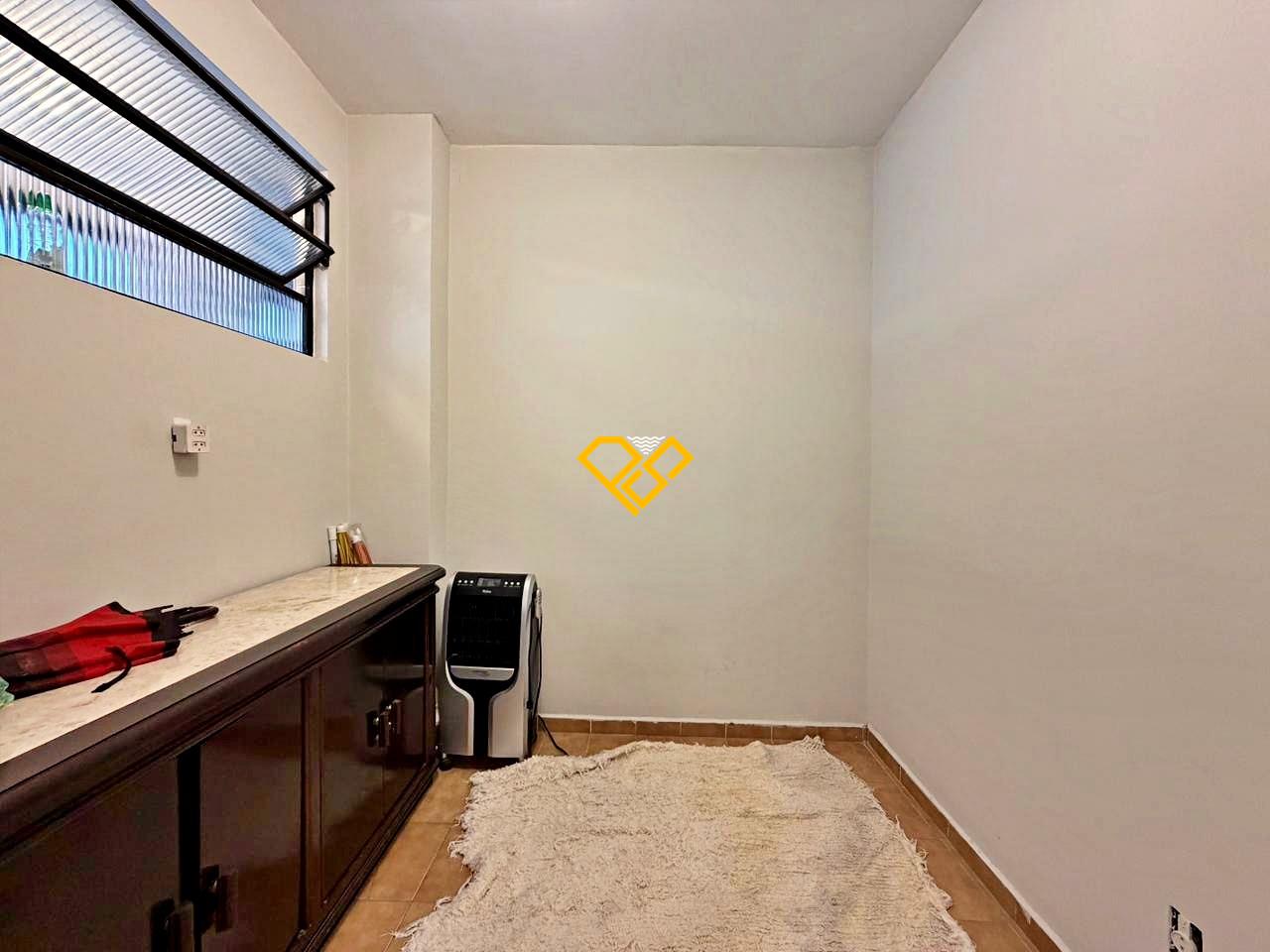 Apartamento para aluguel no Ponta da Praia: Dependência