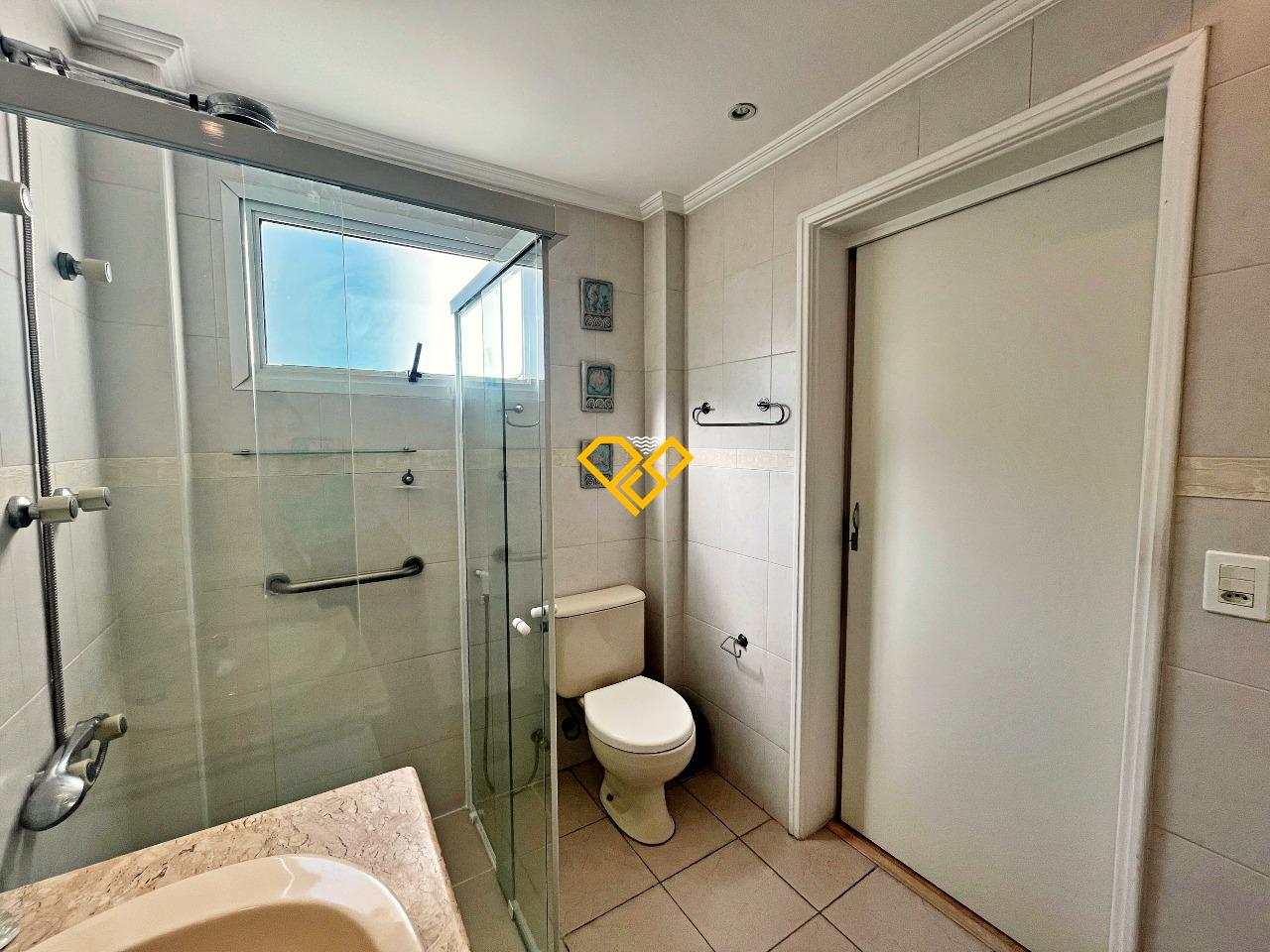 Apartamento à venda no Gonzaga: Wc social