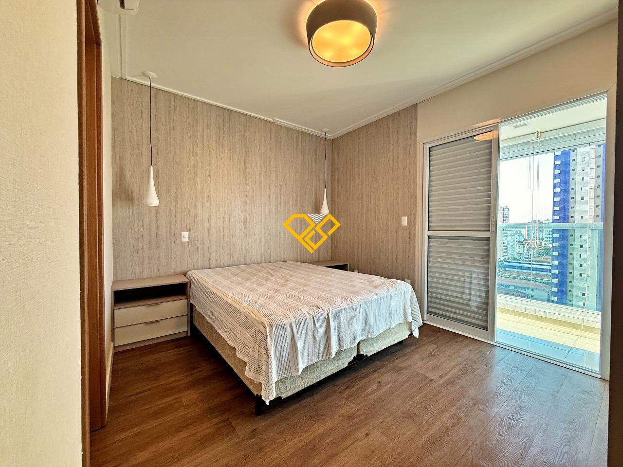 Apartamento para aluguel no Embaré: Dormitório 1 - suíte