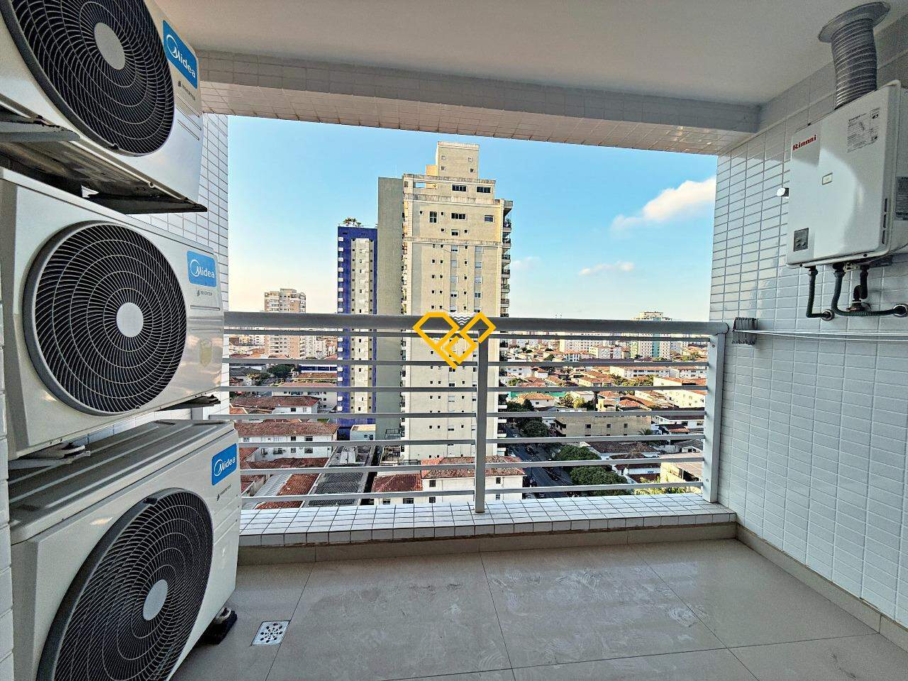 Apartamento para aluguel no Embaré: Área técnica