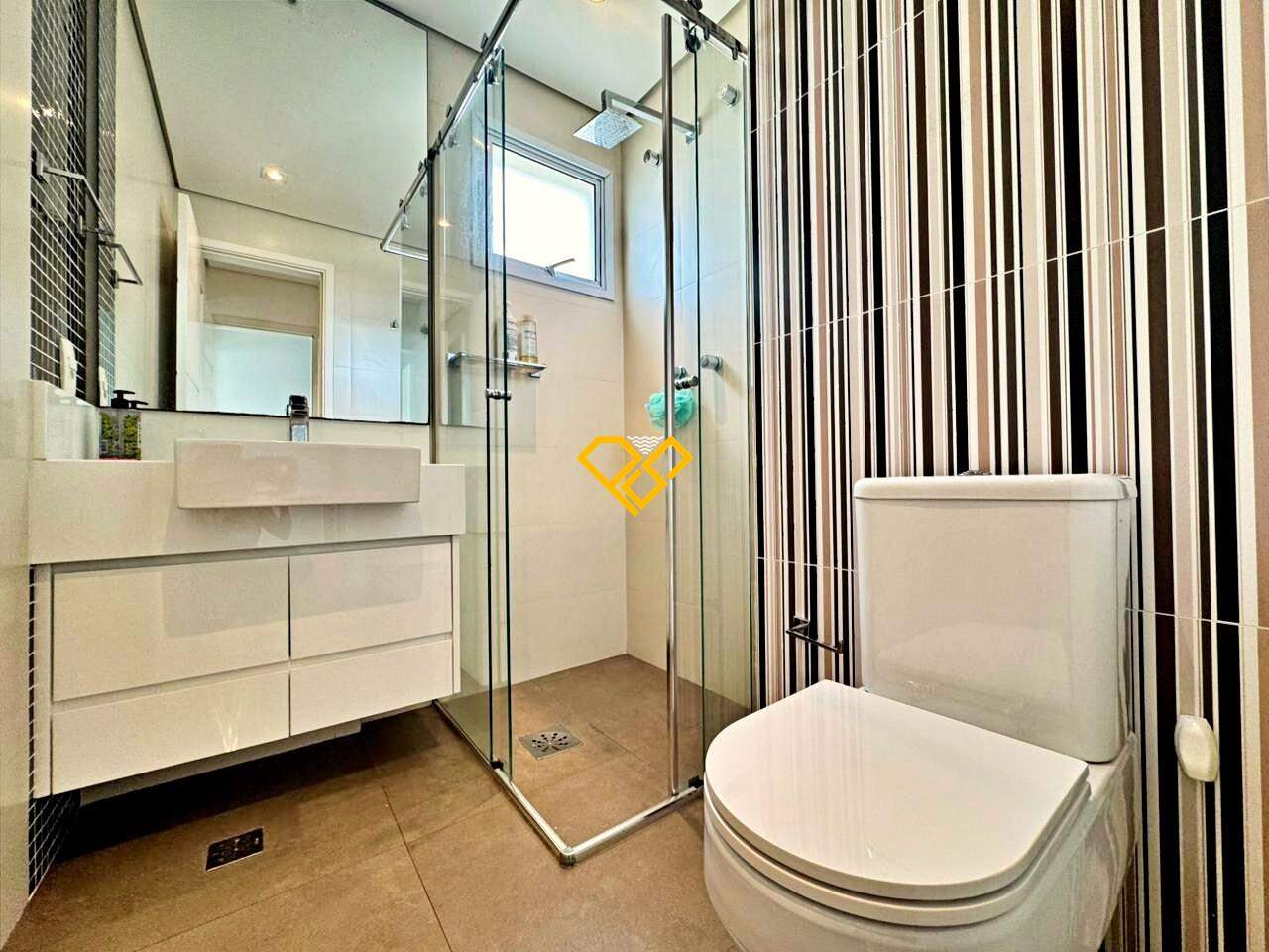 Apartamento para aluguel no Ponta da Praia: Wc suíte 2