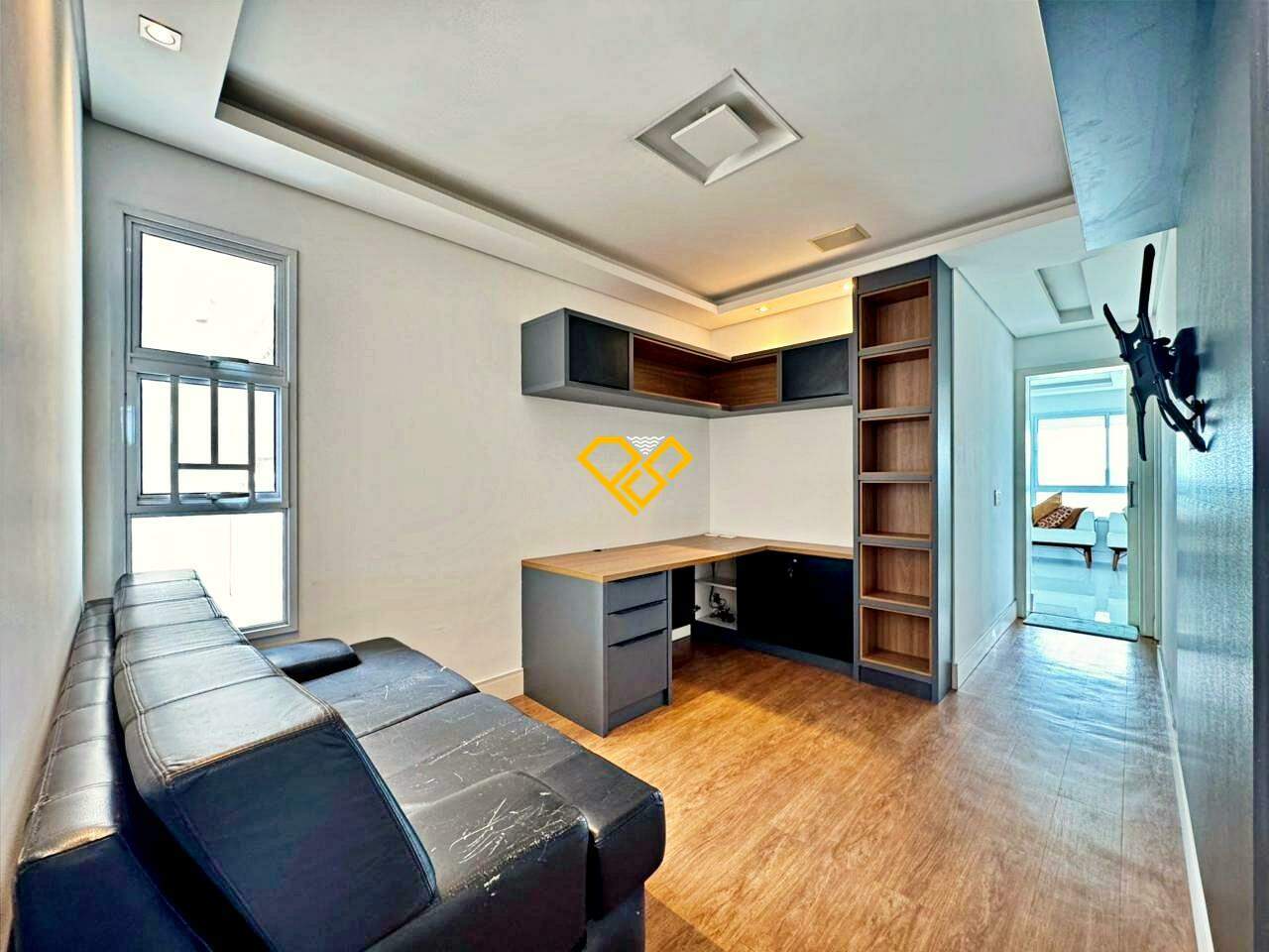 Apartamento para aluguel no Ponta da Praia: Hall íntimo