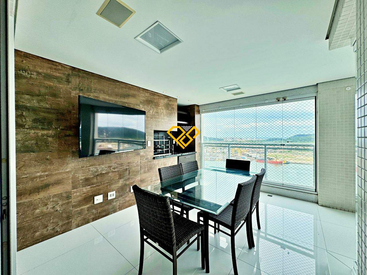 Apartamento para aluguel no Ponta da Praia: Varanda